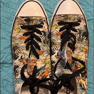Multi-colored gently worn Converse low tops